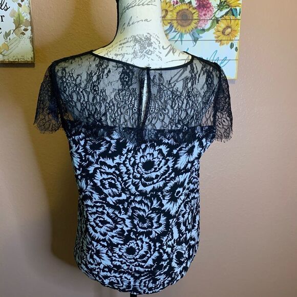 Ann Taylor blouse  - Picture 2 of 10